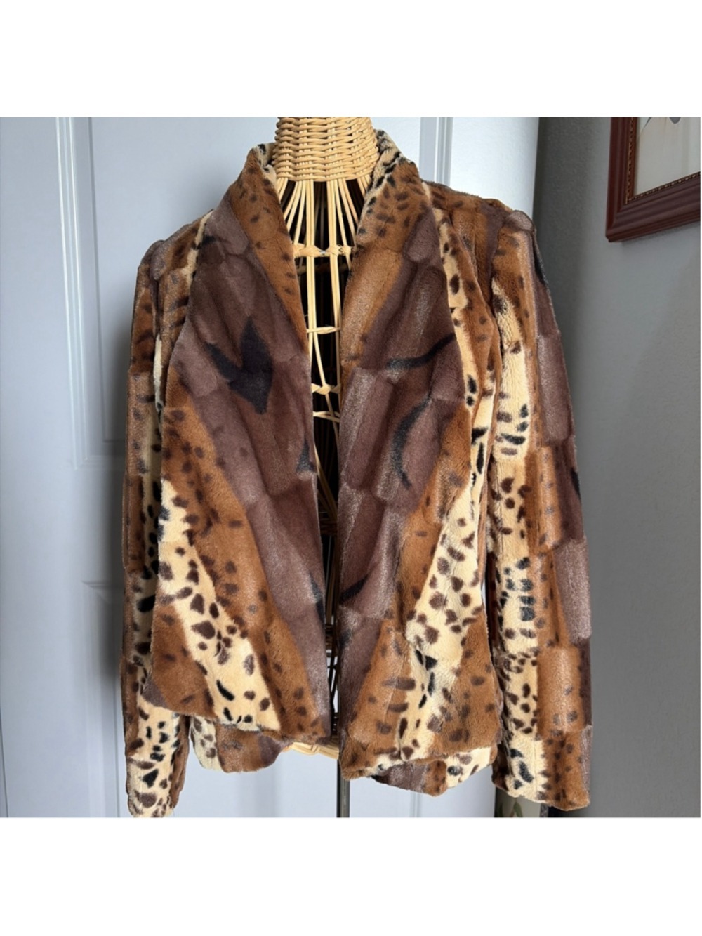 Women's Kate Rosy Faux Fur Jacket S Brown Beige Animal Print #0059